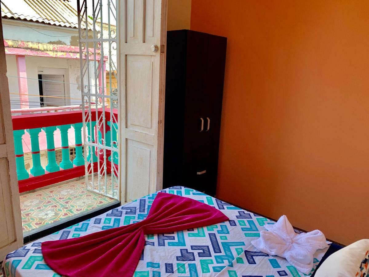 Cartagena La Buleka Hostel מראה חיצוני תמונה
